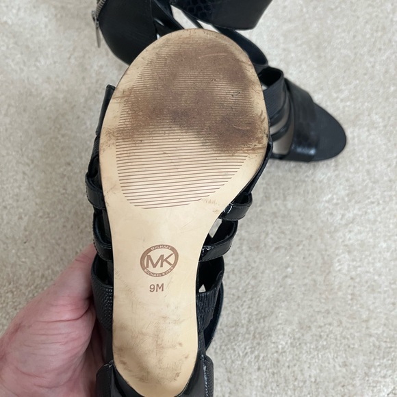 MICHAEL KORS Shiloh SNAKE embossed Petrol cage LOGO ZIP Gladiator High Heel 4” - Picture 5 of 7